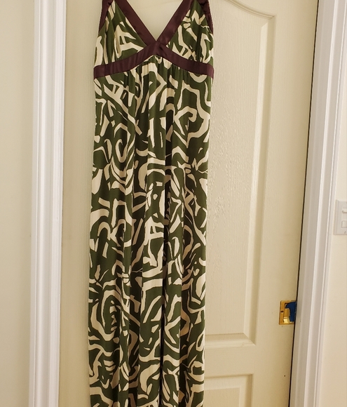 Simply Irresistible Dress - Picture 2 of 6